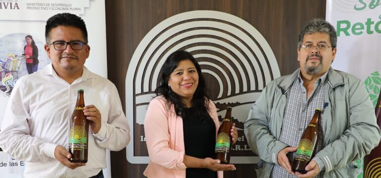 ENVIBOL VENDERÁ A INDUSTRIAS ALIMENTICIAS DEL VALLE (IADV) 600 MIL BOTELLAS POR MÁS DE BS 11 MILLONES DURANTE 6 AÑOS