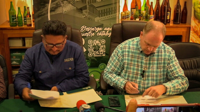 ENVIBOL PROVEERÁ A CERVECERÍA NACIONAL POTOSÍ 1,5 MILLONES DE BOTELLAS
