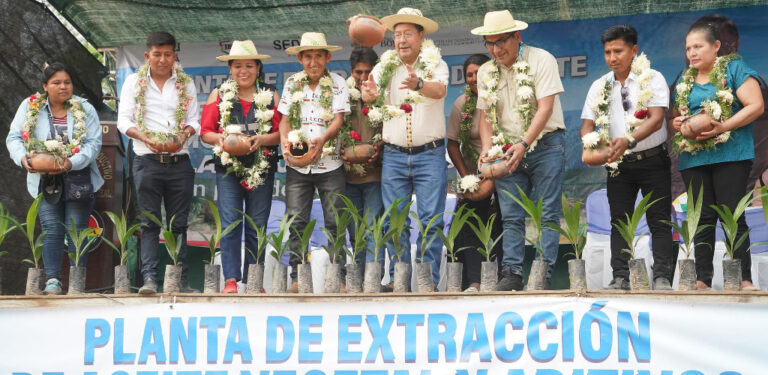 SAN BORJA: CON UNA INVERSIÓN DE MÁS DE BS 164 MILLONES ARRANCÓ LA CONSTRUCCIÓN DE PLANTA QUE PRODUCIRÁ MATERIA PRIMA PARA BIODIESEL