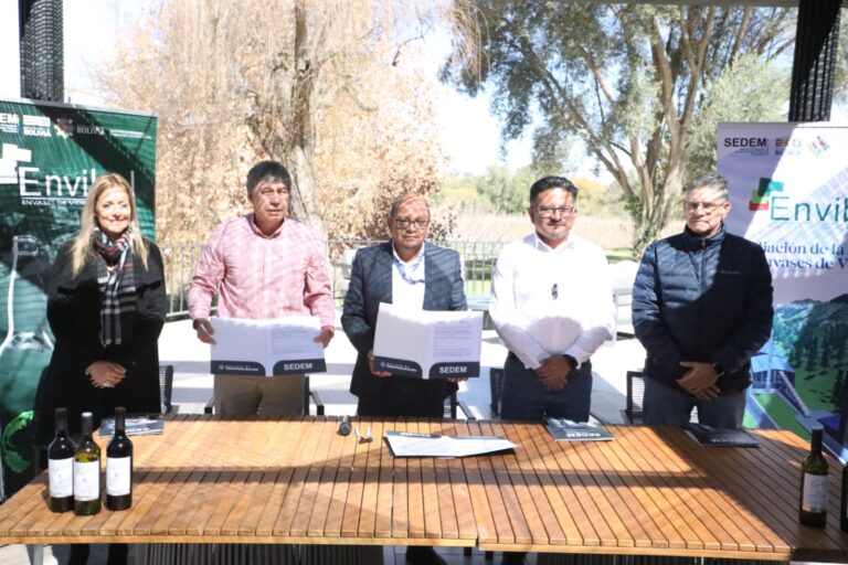 ENVIBOL OBTENDRÁ BS 10 MILLONES POR LA VENTA DE BOTELLAS CON EL SELLO “HECHO EN BOLIVIA” A KOHLBERG