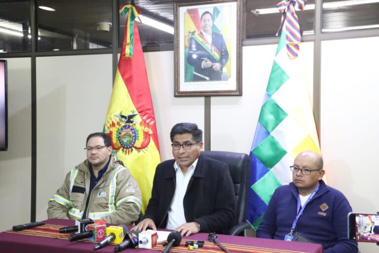 GOBIERNO EXHORTA AL SENADO APROBAR PROYECTO DE LEY DE EXPLOTACIÓN DE MATERIA PRIMA PARA LA PRODUCCIÓN DE CEMENTO ECEBOL – POTOSÍ