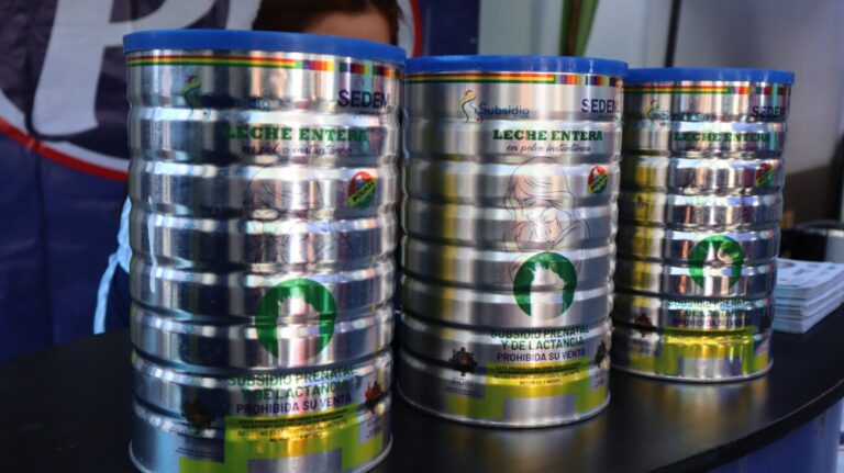 SEDEM ANUNCIA EL RETORNO DE TRES TARROS DE LECHE EN PAQUETES DE SUBSIDIO Y MESAS TÉCNICAS CON BENEFICIARIAS