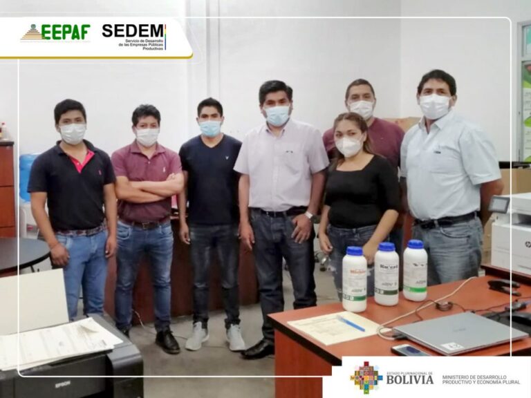 Ministro de Desarrollo Productivo y Economía Plural visita las instalaciones de EEPAF Santa Cruz