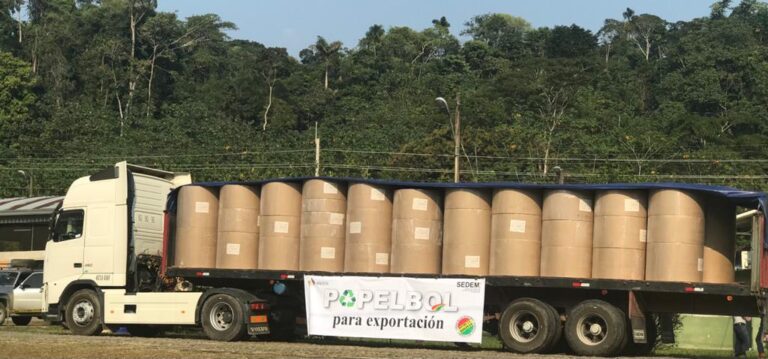 PAPELBOL inicia exportaciones a Perú
