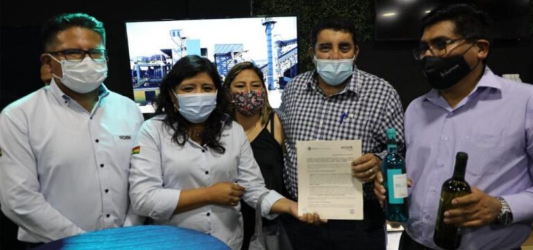 Envibol y alcaldía de Uriondo suscriben acuerdo para la provisión de envases de vidrio en apoyo a la producción agropecuaria local