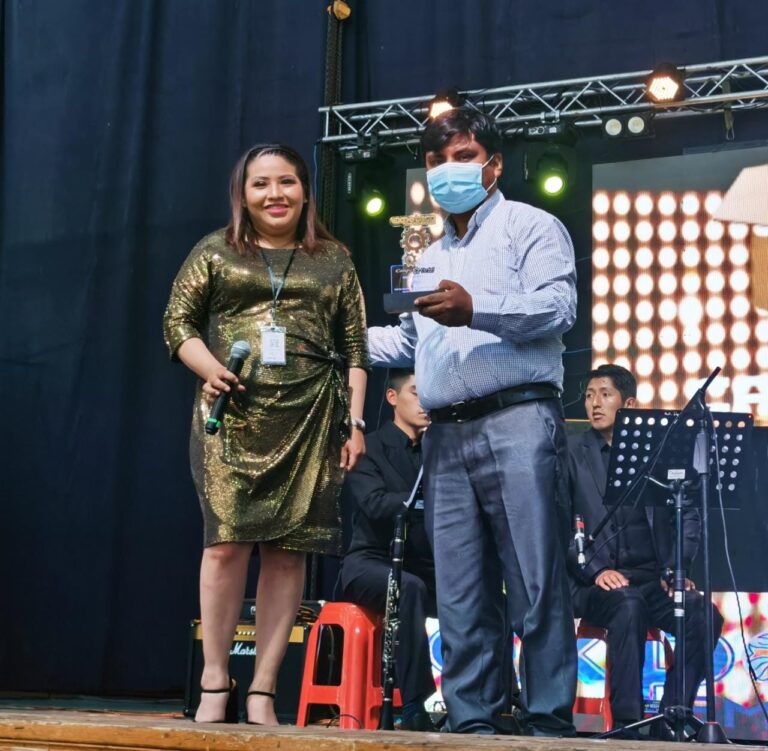 EXPOTECO 2021 ENTREGA RECONOCIMIENTOS A CARTONBOL Y ECEBOL  POR SUS DESTACADOS STANDS