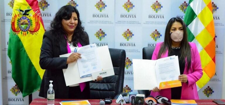 El SEDEM Y SEGIP FIRMAN CONVENIO DE COOPERACIÓN INSTITUCIONAL PARA OPTIMIZAR Y AGILIZAR LA ENTREGA DEL SUBSIDIO PRENATAL Y LACTANCIA