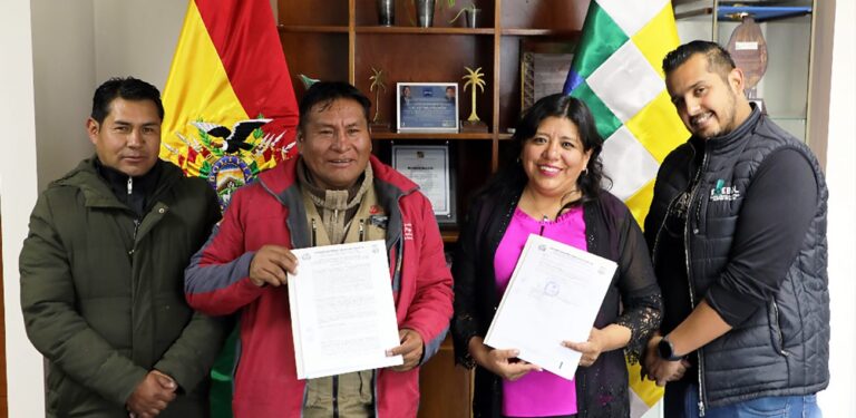 ALCALDIA DE UNCÍA ADQUIERE 5.400 BOLSAS DE CEMENTO DE ECEBOL PARA LA CONSTRUCCIÓN DE OBRAS EN ESTA REGIÓN