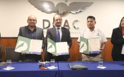 PAPELBOL SUSCRIBE CONVENIO CON AERONÁUTICA CIVIL PARA PROMOVER EL USO Y RECICLAJE DEL PAPEL ECOLÓGICO