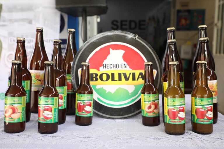 ENVIBOL obtendrá más de Bs 111 mil por la venta de botellas a Tropivalle de Cochabamba