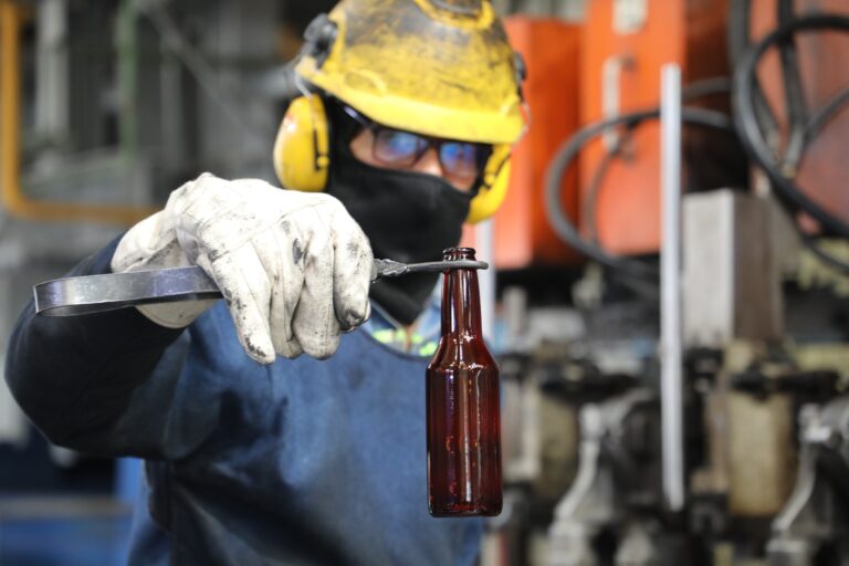 ENVIBOL ALCANZA VENTAS RÉCORD POR MÁS DE BS 20 MILLONES EN OCTUBRE Y CONSOLIDA SU PRESENCIA EN LA INDUSTRIA NACIONAL