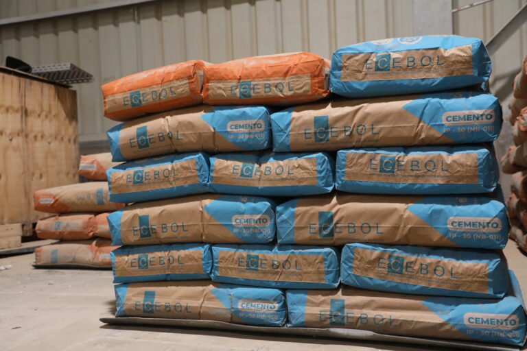 ECEBOL EXPONE LAS CAUSAS DE SU BAJA PRODUCCIÓN Y REVELA QUE LA PLANTA DE POTOSÍ NUNCA OPERÓ PLENAMENTE